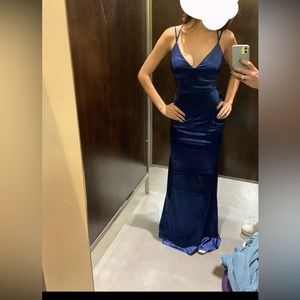 Selling windsor navy blue dress